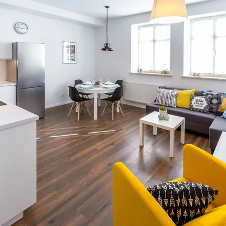 Apartamento Friendhouse -train Station